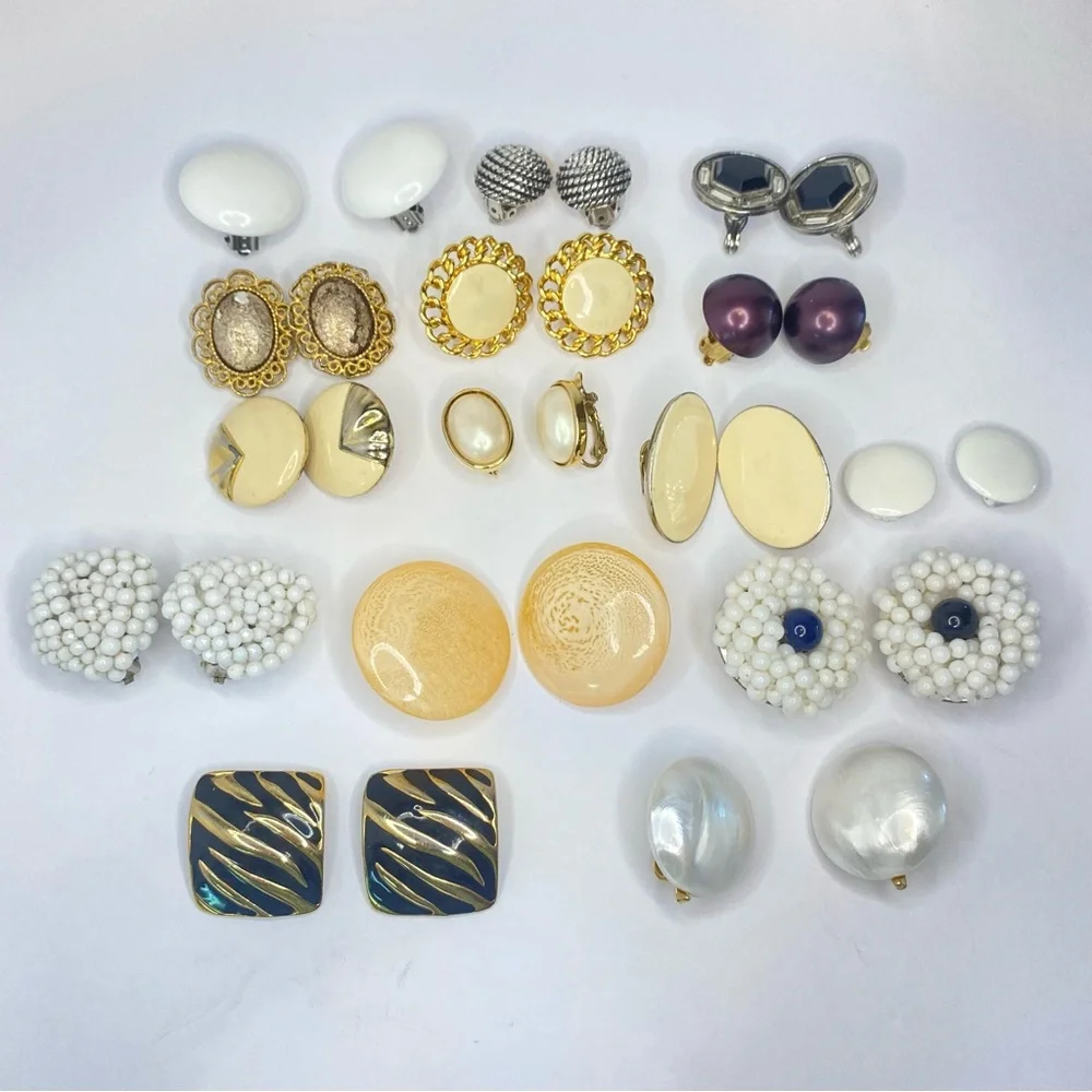 Vintage Clip On Earring Lot Mixed Styles Gold Tone Pearl Enamel‎ Napier Trifari